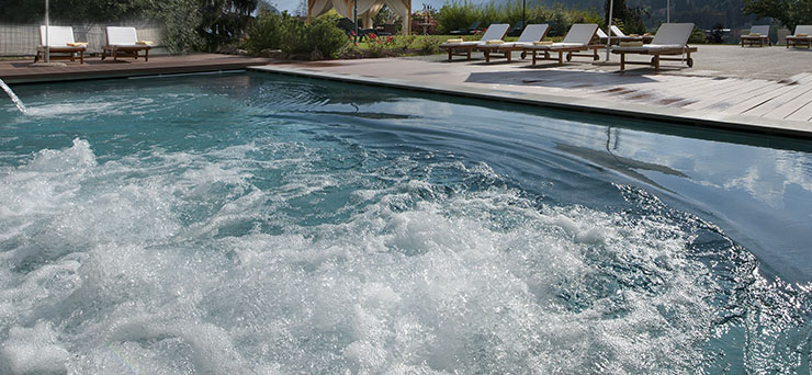 Piscine con Idromassaggio Integrato